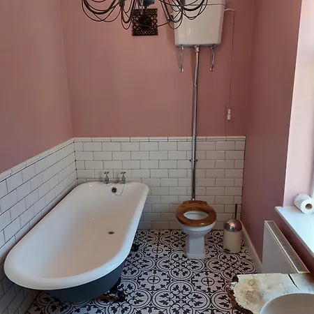 Pensión Salisbury - Free Parking