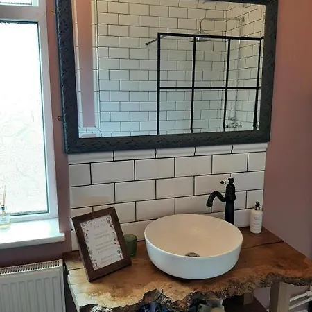 Gasthof Salisbury - Free Parking