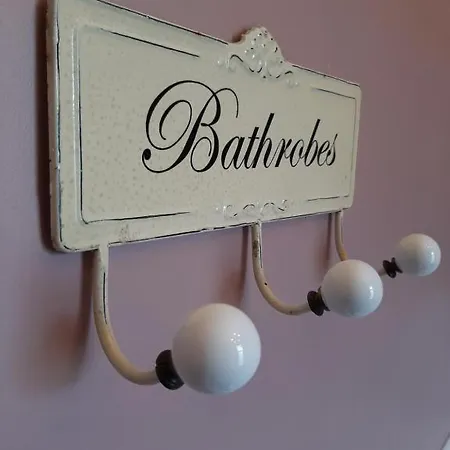 Salisbury - Free Parking *