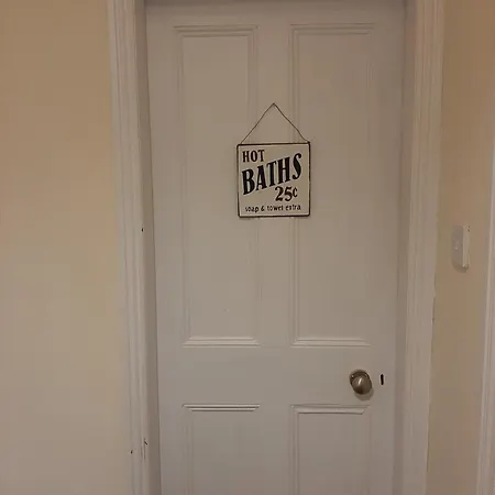 Salisbury - Free Parking *