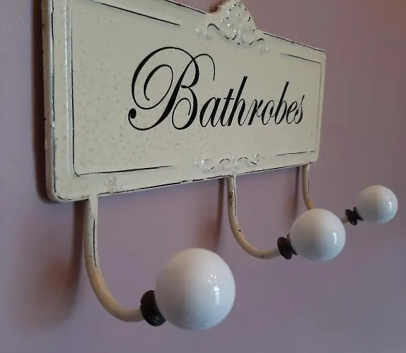 Salisbury - Free Parking *