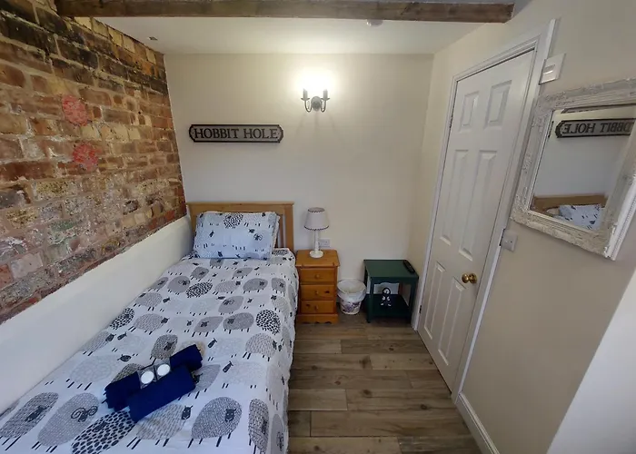 Salisbury - Free Parking *