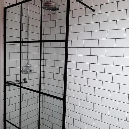 Salisbury - Free Parking * يورك