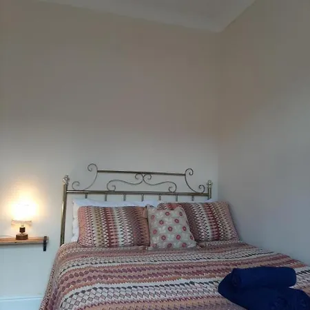 Salisbury - Free Parking *