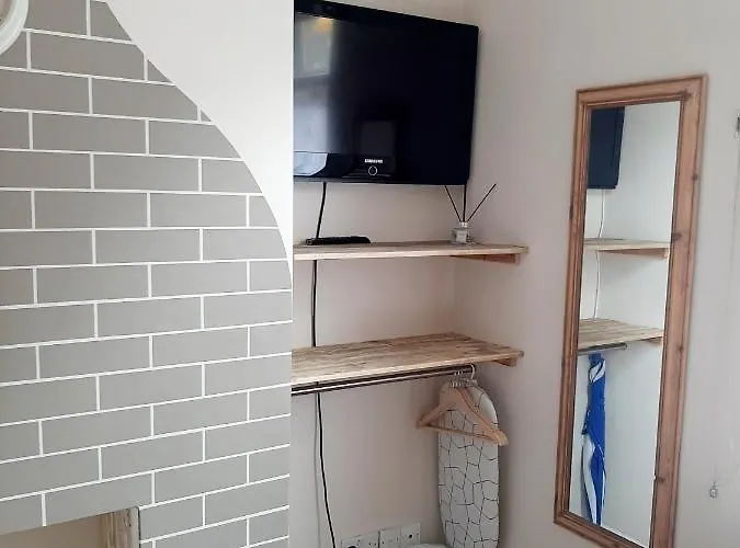 Guest house Salisbury - Free Parking York