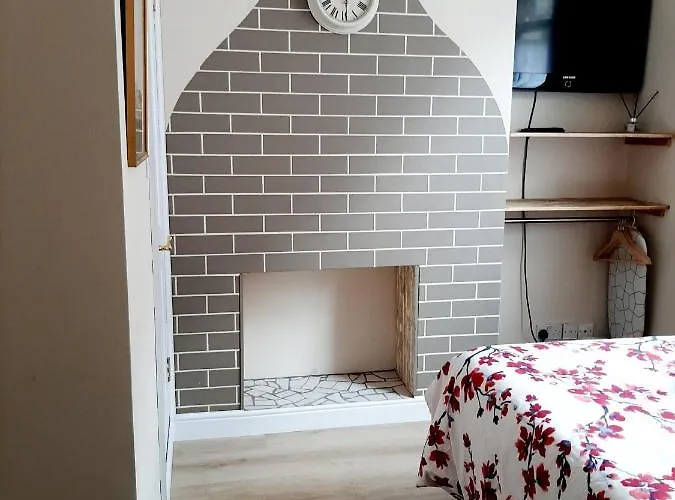 Salisbury - Free Parking *