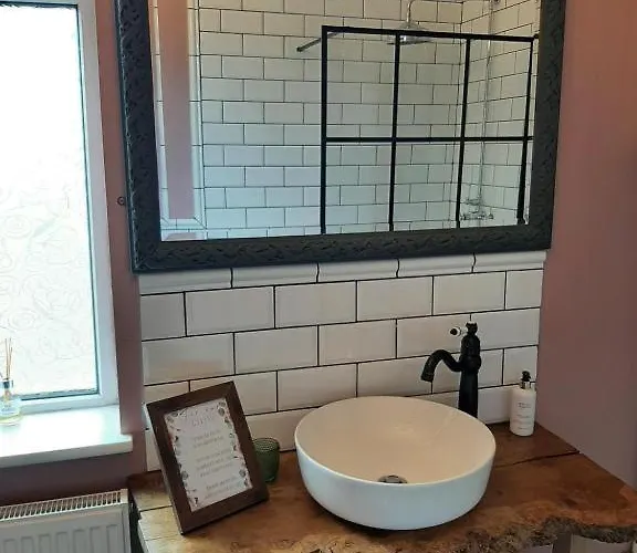 Guest house Salisbury - Free Parking