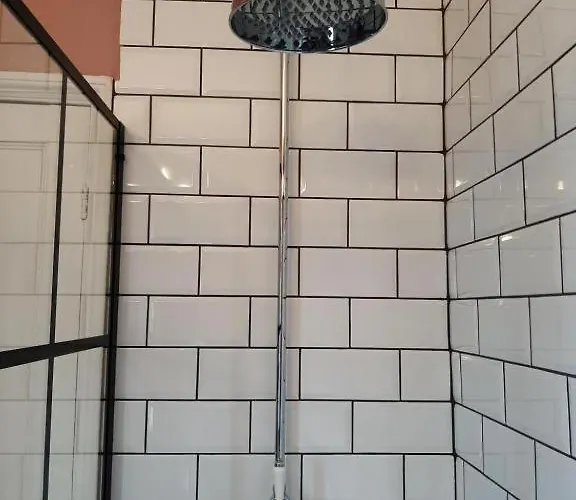 Salisbury - Free Parking * York