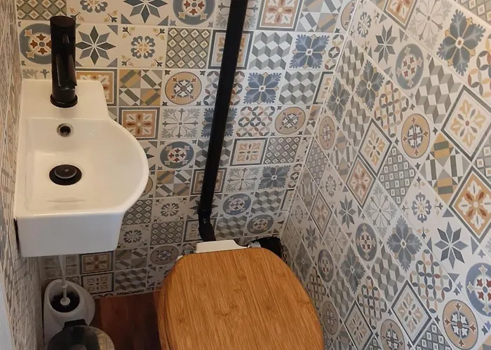 Salisbury - Free Parking *